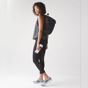 LuluLemon Outrun ruched Crop Leggings tights pockets Black 6